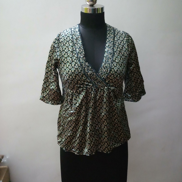 & Other Stories Tops - Branded velvet top